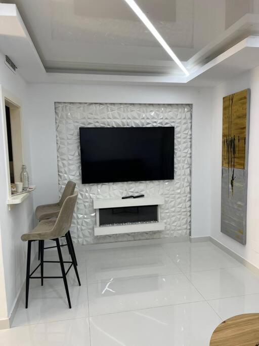 Morderno & Elegante Adosado En Roda Golf & Beach Resort Ngoại thất bức ảnh