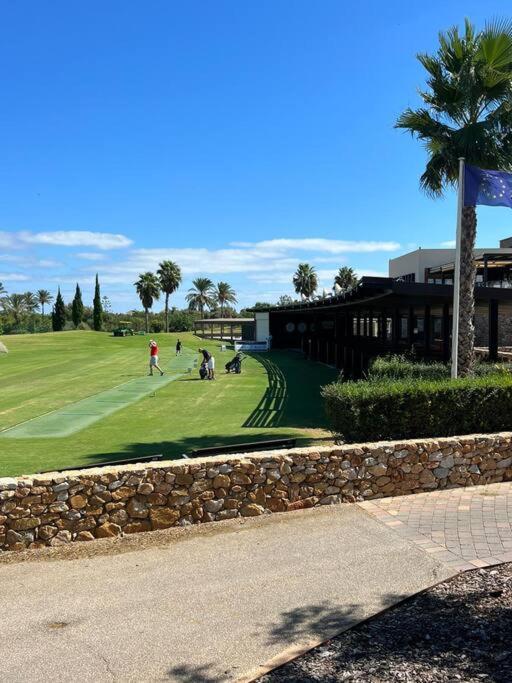Morderno & Elegante Adosado En Roda Golf & Beach Resort Ngoại thất bức ảnh